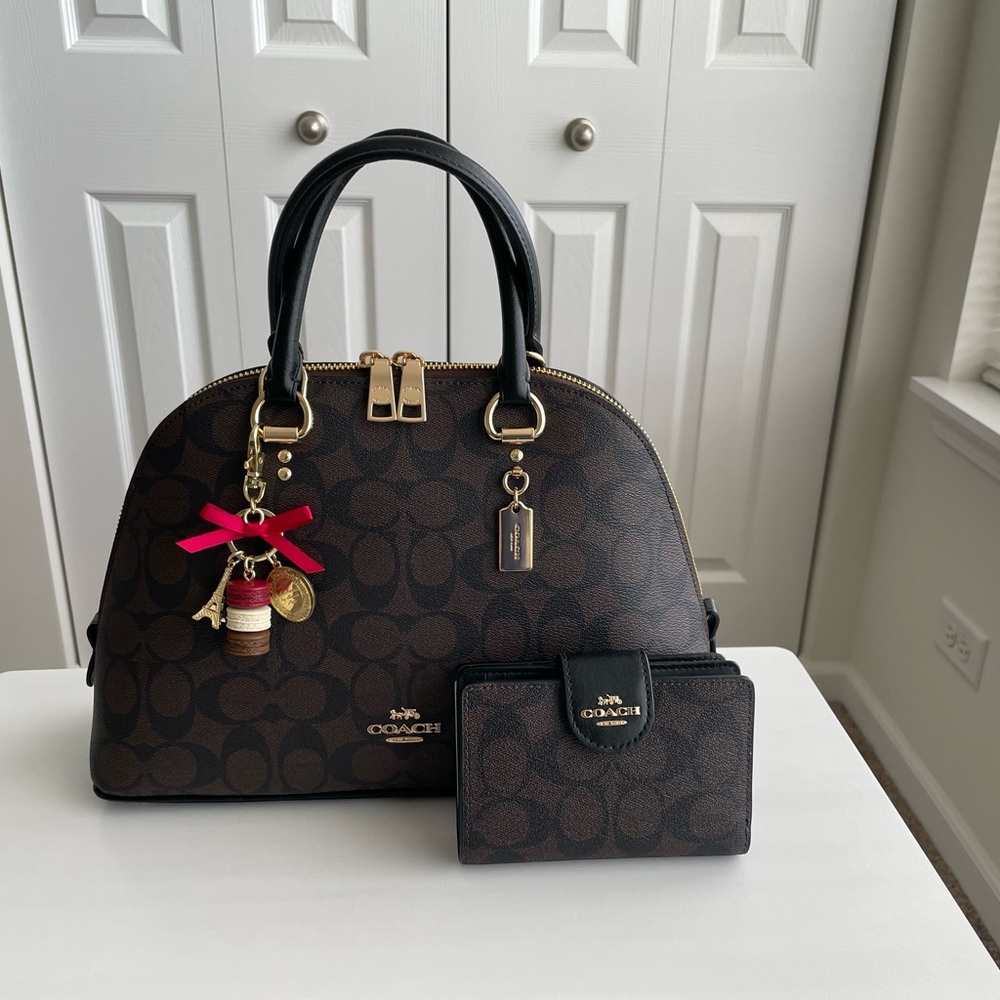 Coach Katy Satchel Signature with matching Signature Wallet